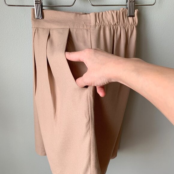 Pleated Wide Leg Shorts S/M 28 Waist Khaki Tan - Picture 4 of 15